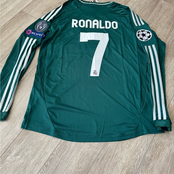 Real Madrid 2012/13 Away Retro Cristiano Ronaldo 7 - Picture 4 of 6